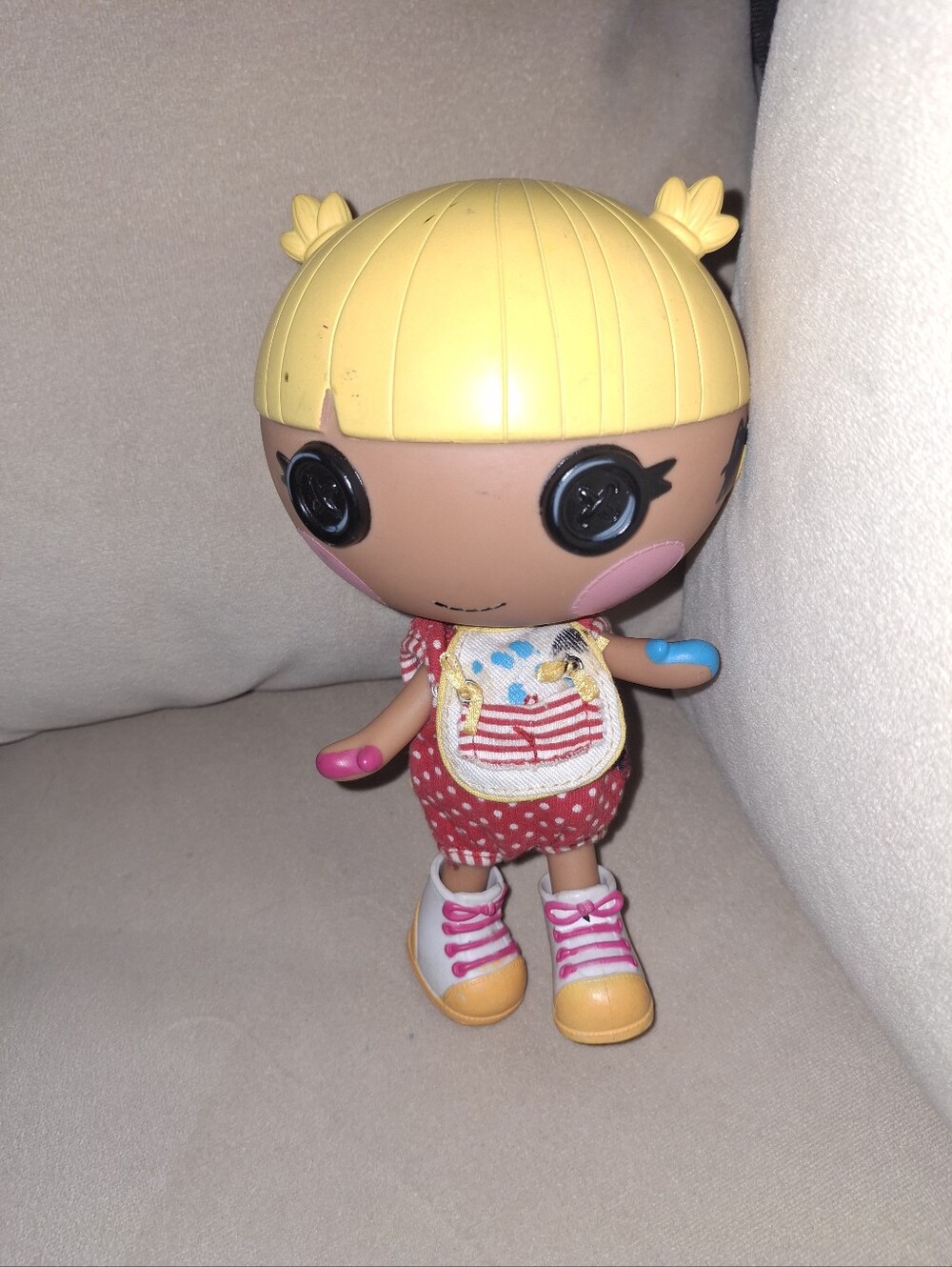 Lalaloopsy 5 in HAS BLACK MARKER SPOTS ON OUTFIT AND HEAD